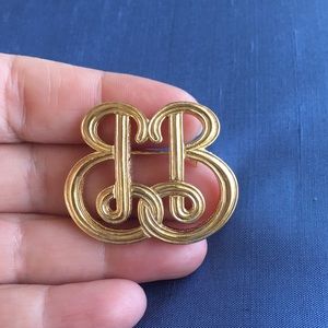 Burberry brooch